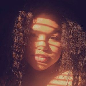 Meet your Posher, Zoe